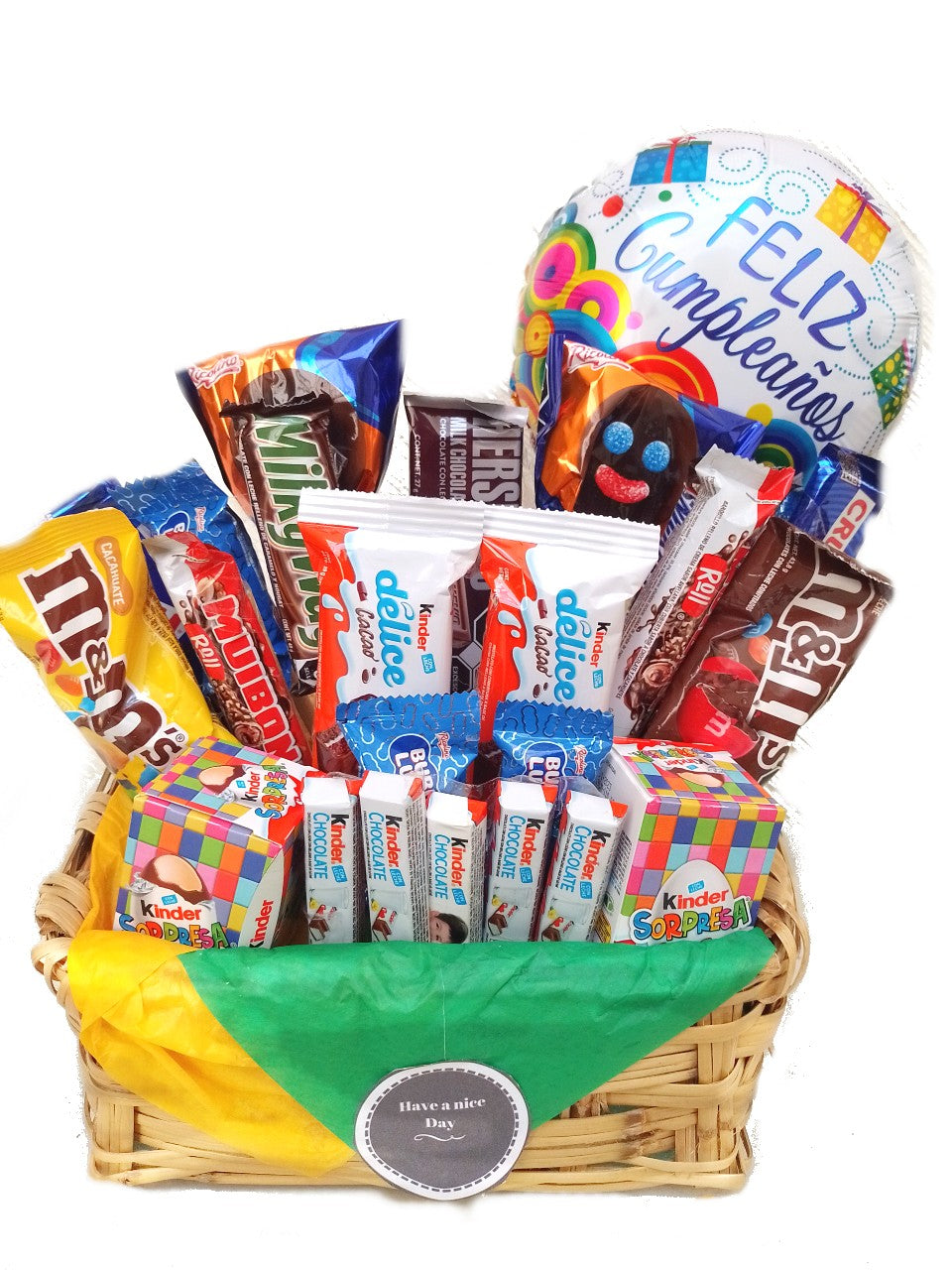 canasta con chocolates surtidos y kinder sopresa barritas kinder y chocolate delice regalo super de cumpleaños para novios hijos amigos regalo kinder sorpresa cumpleañero