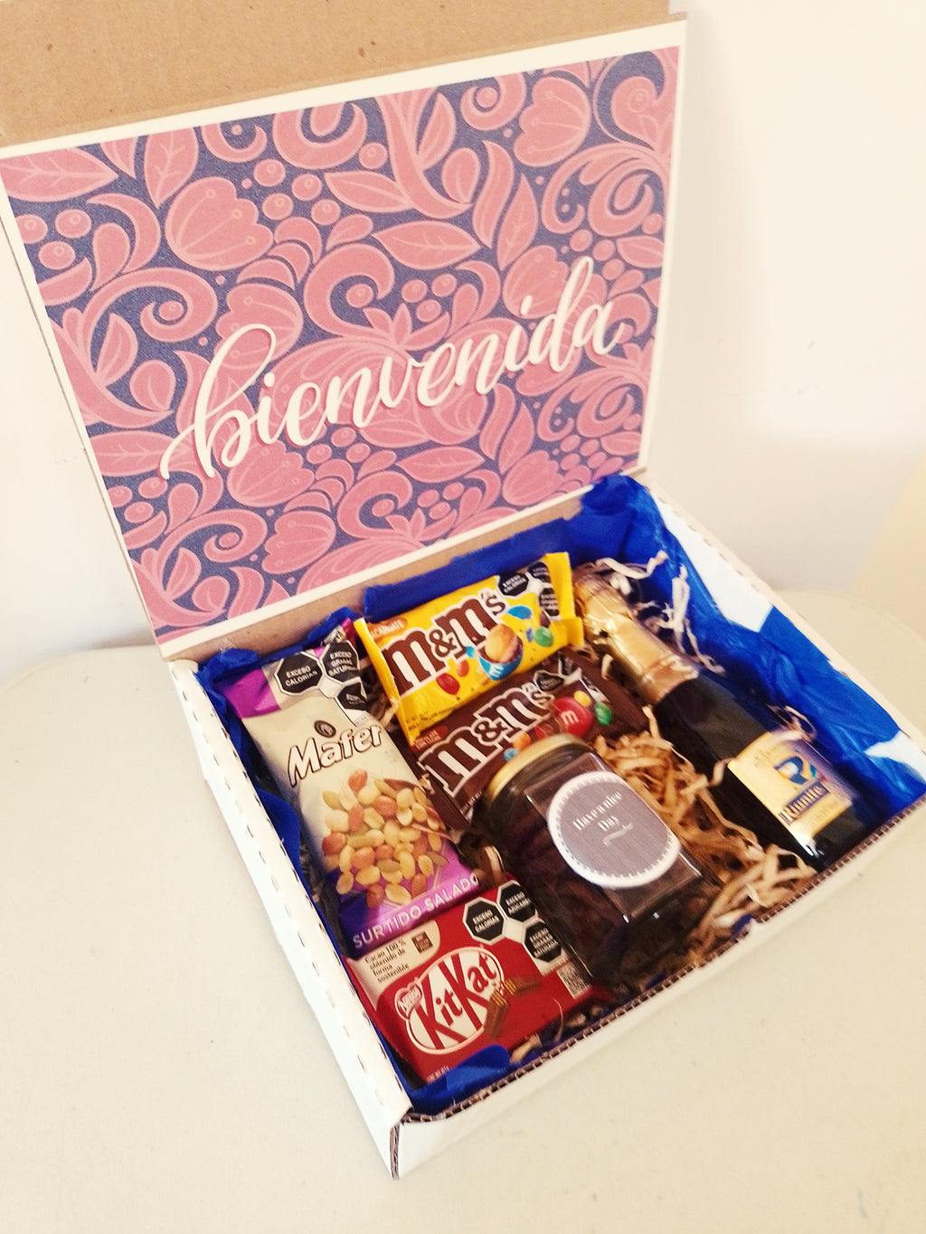 Caja de bienvenida, ideal como regalo corporativo.