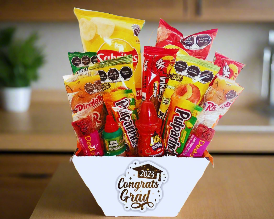 Giftbox graduado 🎓 con dulces y botanas 