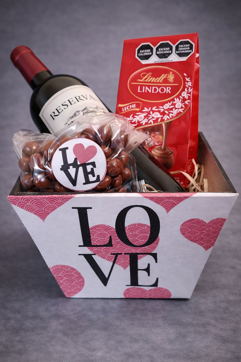 chocolates lindor vino reservado chileno y pasas con chocolate, regalo