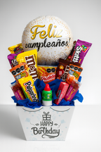 regalo de cumpleaños dulces chocolates y papas globos a domicilio candybouquet con chocolates y dulces surtidos