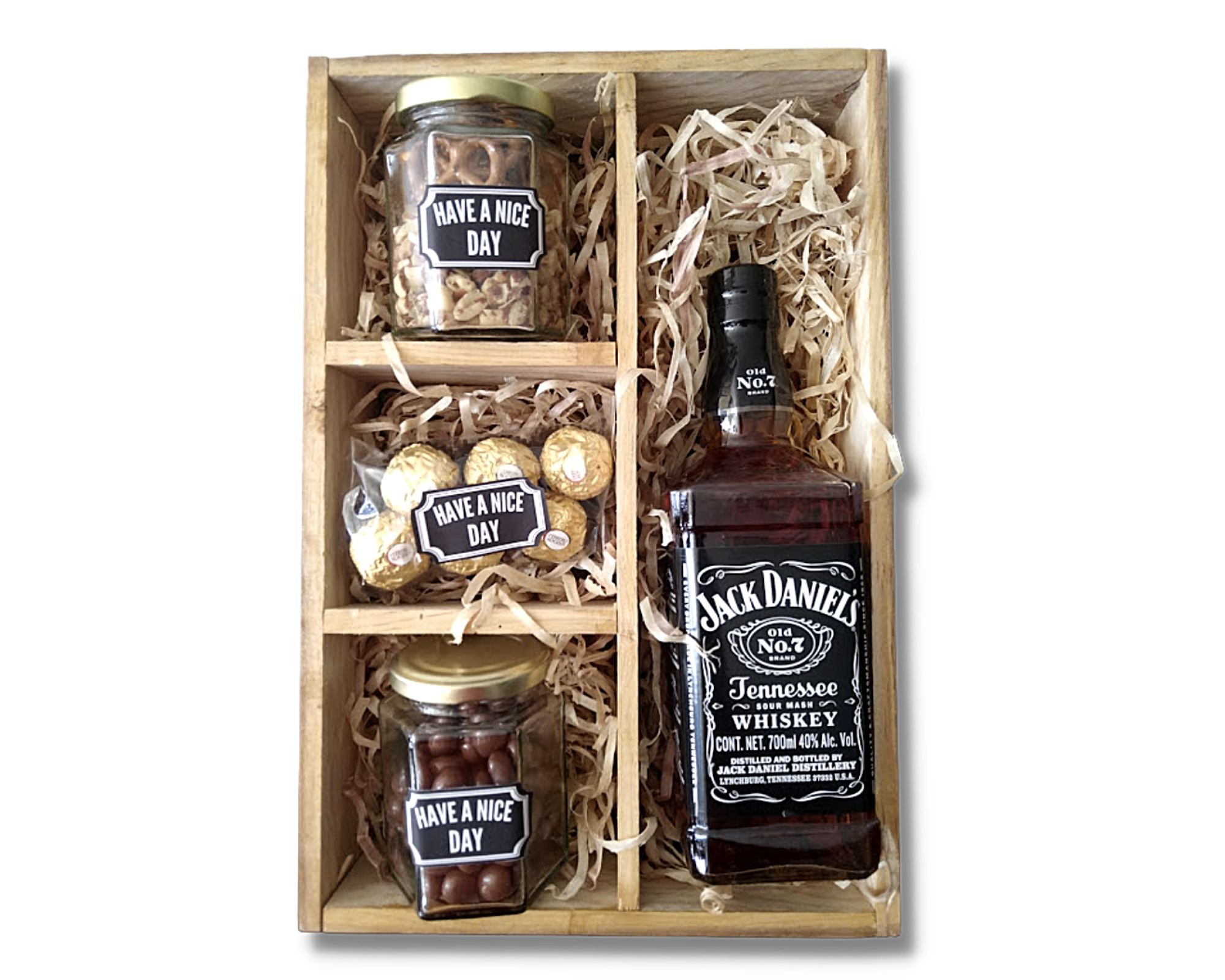caja de regalo de madera jack daniels y chocolates regalo de cumpleaños aniversario amor para el y ellla y toda ocasion. envio a domicilio a cdmx y zona metropolitana estado de mexico